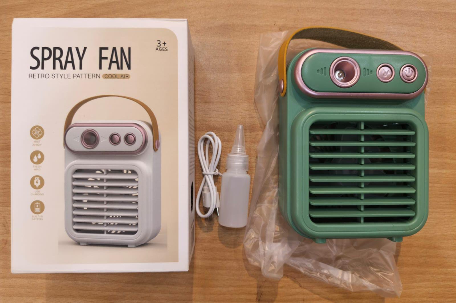 Portable Retro Spray Mini Fan Silent UBS Charging Outdoor Water Replenishment Three-speed Electric Fan